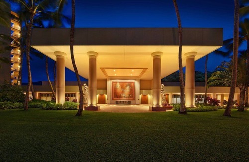Lihue Apartment | Kauai | Kauai Beach Escape | Pool & Beach
