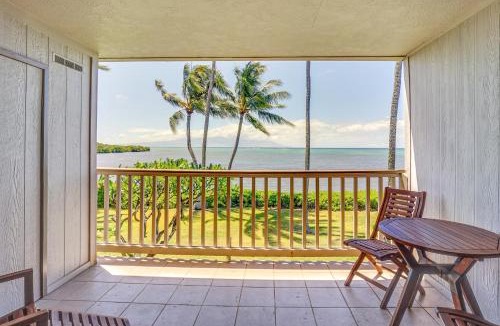 Ualapue House | Kaunakakai Condo w/Private Lanai & Ocean Views!