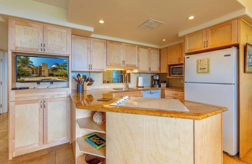 Kihei Condo | Kihei Beach Resort #107: Your Tropical Paradise