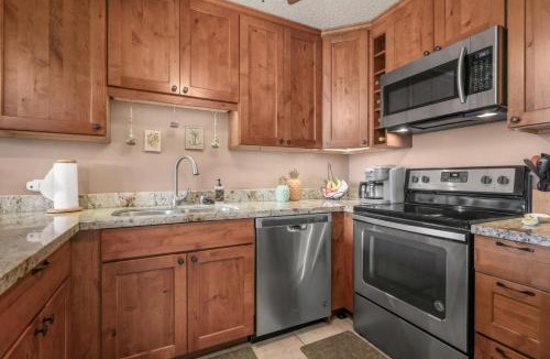 Historic Kailua Village House | Kona Pacific B-308