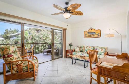 Historic Kailua Village House | Kona Plaza#218