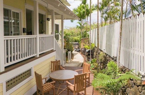 Historic Kailua Village Apartment | Kona Wave Rider - Island Sanctuary with Ocean Soul