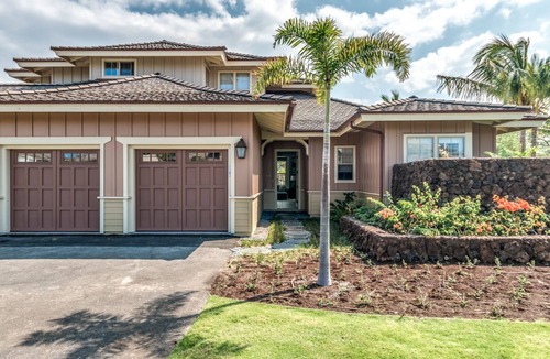 Kulalani House | KULALANI 904 ~ SUMMER SPLASH RATES + LAVA LAVA BEACH CLUB!