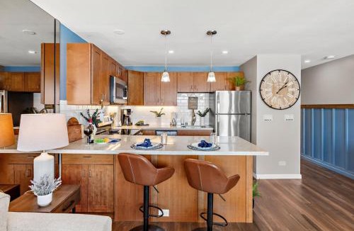 Historic Lahaina Front Street Apartment | Lahaina Roads 306