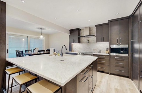 Cottonwood Heights House | Large & Luxurious Home with Private Hot Tub and Fireplace