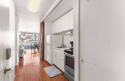 Waikiki Condo | Lovely Waikiki studio mins from the beach