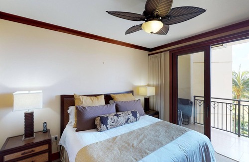 Ko Olina Condo | Luxury 3 Bed, 3 Bath Beach Tower B-503 Great Ocean And Pool Views