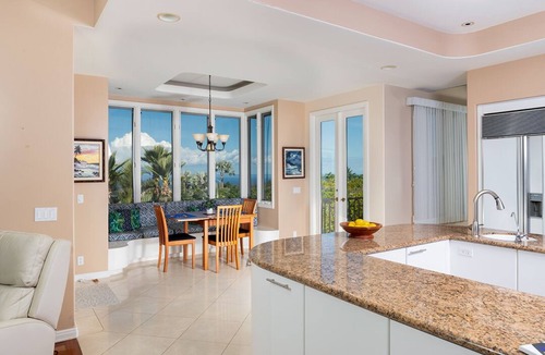 Kona Palisades House | Luxury Beauty with Panoramic Ocean Views/Cul de Sac Privacy