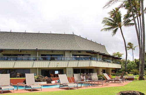 Wailua Condo | Luxury Gated Oceanfront Condo on Ground Floor