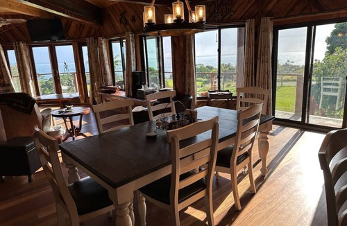 Hilo Apartment | Magic Skies Main Level Living
