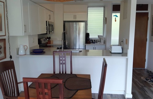 Makaha Condo | Makaha Valley Towers 1 BR - Very Scenic and newly renovated!