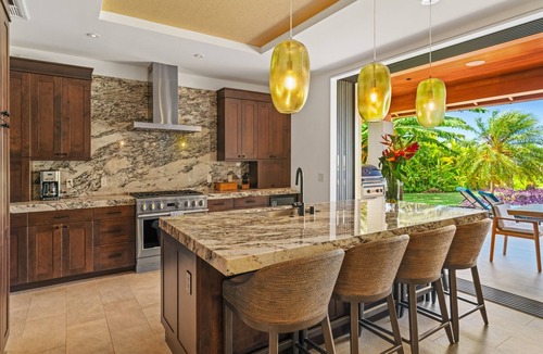 Poipu House | Maluhia Makai: Tropical Villa