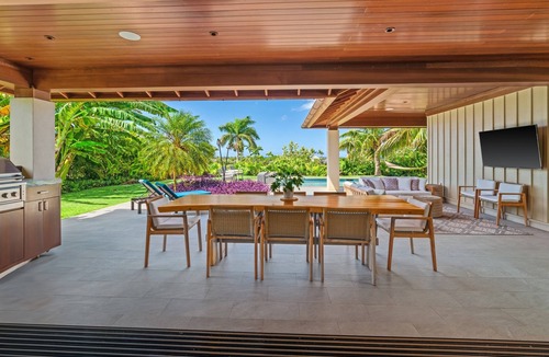 Poipu House | Maluhia Makai: Tropical Villa