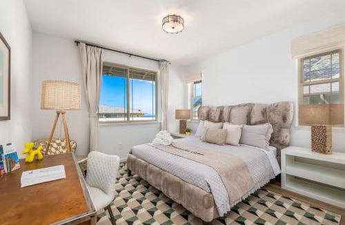 Makaha Valley House | Marbella Lane - 7BR home w Mountain Ocean Views