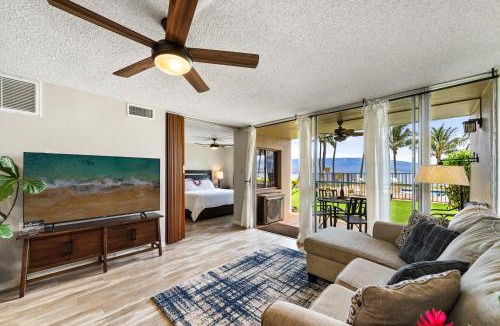 Wailuku House | Maui Oceanfront Condo Steps to the Sea