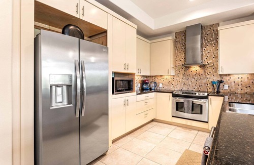 Kulalani Condo | 🏖️Mauna Lani Townhome w/Golf Course Views | Beach Club Access