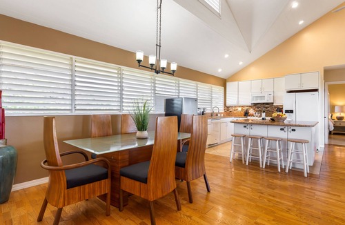Kapaa House | Moana Kai Beach House - Oceanfront Kauaʻi Escape with Pool & Sunrise Views