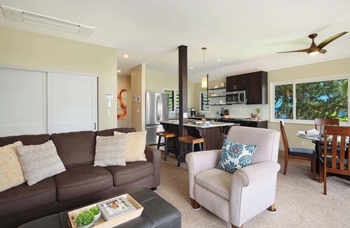 Wailua Condo | Modern Luxury Renovated Ocean View Condo - Steps to the beach with Pool and A/C