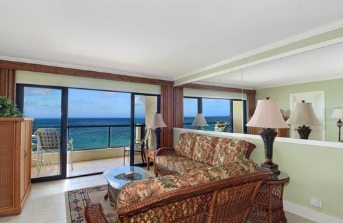 Poipu Condo | MOST STUNNING Oceanfront Views, A/c, Washer/Dryer, Kitchen, Elevator, Beach 0.5m