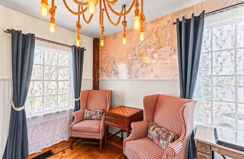 Mystic Villa | Mystic Riverfront Captain`s Home