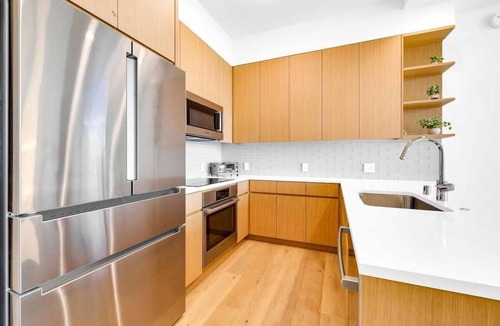 Ala Moana Apartment | New Condo @ SKY! Penthouse with Spectacular Views!