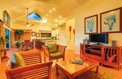 Pupukea House | North Shore home with views of sunsets and migrating whales