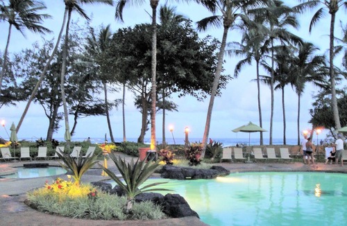 Wailua Resort | Ocean Front Resort~Spacious 2B/2B Condo~One Min. to Beach & Ocean! July 29-Aug 5