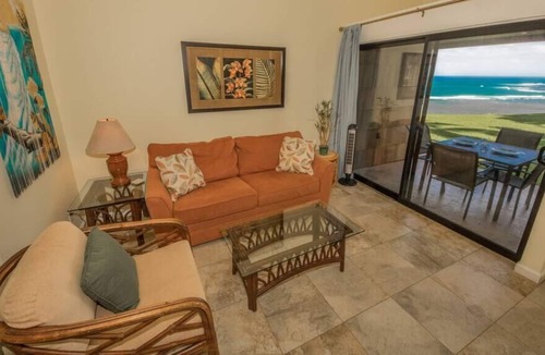 Princeville Villa | Ocean View 4 Bedrooms for 9 in Princeville!