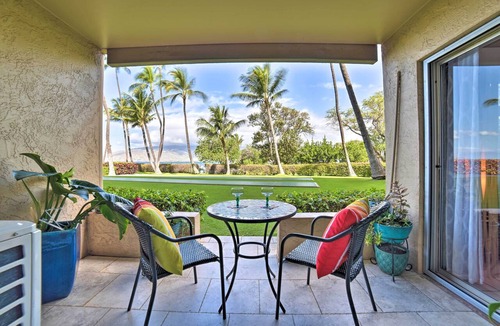 Kihei Condo | Ocean-View Kihei Condo w/Lanai: Steps to Beach!