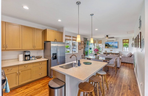 Makaha Valley House | Ocean Views|Beach 6 Min|Private Hot Tub|Gated|BBQ