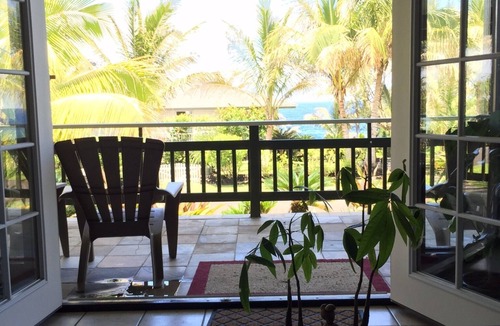 Kapoho House | Ocean Views Whale Watching Sea Turtles Sunrise Lanai King Bed