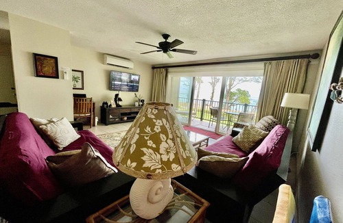Kapaa Condo | OCEANFRONT - BREATHTAKING! PONO KAI Condo! 2bd2bth! Washer/Dryer/AC