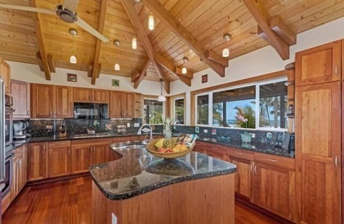 Hanalei House | Oceanfront Hanalei Bay home - Hanalei Surf