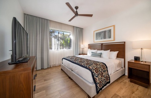 Honokowai Hotel | Oceanfront Maui Escape | 1BR Mountain view room at Honua Kai Resort & Spa