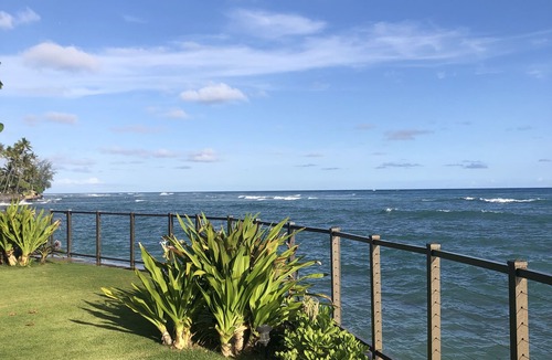 Diamond Head - Kapahulu - St. Louis Villa | Oceanfront on the Gold Coast, Diamond Head, Hawaii. Where Ocean Dreams Come True