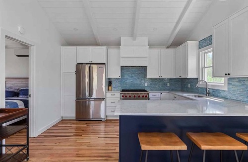 Laie House | Pacific Pearl Beachfront Estate
