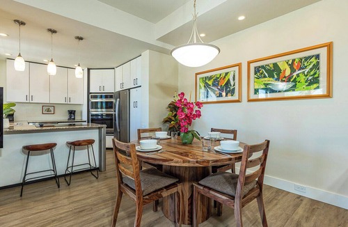 Wailea Condo | Palms at Wailea 406 Spacious Condo, Large Lanai, A/C, Partial Ocean View