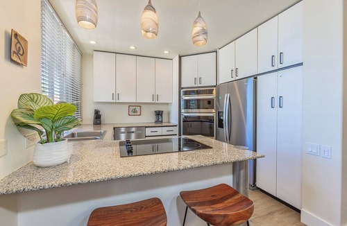 Wailea Condo | Palms at Wailea 406 Spacious Condo, Large Lanai, A/C, Partial Ocean View