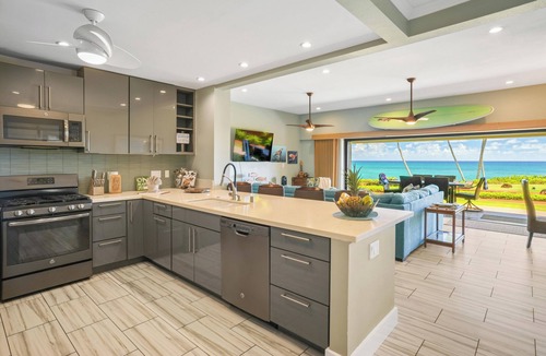 Wailua Condo | Paradise Found | 2BR Condo | Ocean Front Views | With AC