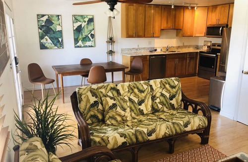 Kailua House | Peaceful & Spacious Hawaiian Ohana- Excellent Value