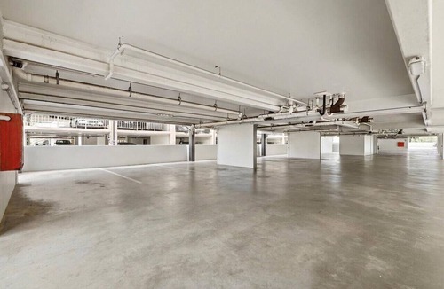 Waikiki Condo | Penthouse Oasis+W/D | Free Parking | Pets | Beach