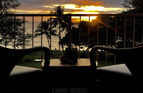 Kihei Condo | Penthouse Retreat Steps to Beach. Sweeping Ocean Views, Designer 5 Star Escape