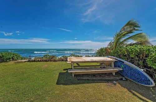 Ewa House | Perfect hidden gem hidden away in oahu in a town called ewa Beach