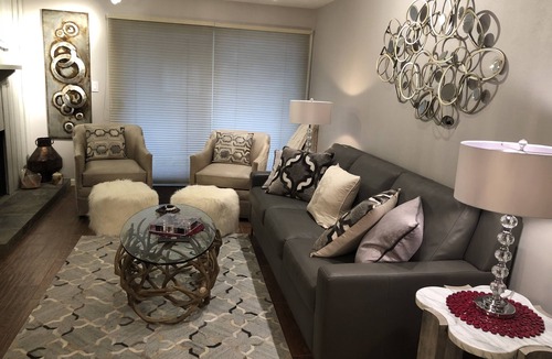 Downtown Condo | PERFECTLY LOCATED ASPEN CONDO! Walking distance to everything in Aspen!