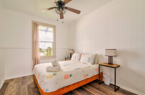 Hilo House | Pineapple Loft - Downtown Hilo wAC