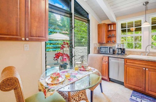 Princeville House | Private Free-Standing Princeville Cottage in a Quiet Setting