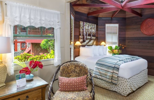 Volcano Cottage | Private Volcano Village Cottage