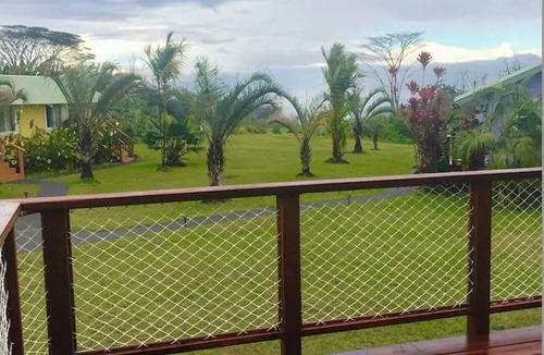 Pahoa Apartment | Puna Rainforest Hot Spring Retreat - Green Bamboo Cottage