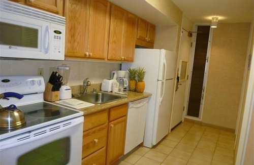 Kaanapali Condo | Reasonable Rates, Premium Upgrades, Sleep 4, Recent Renovated, Semiprivate Lanai