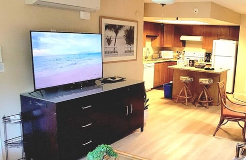 Kihei Condo | Resort Condo-Full Kitchen, King +Queen bed, AC, Laundry-Walk to Beach and Shops